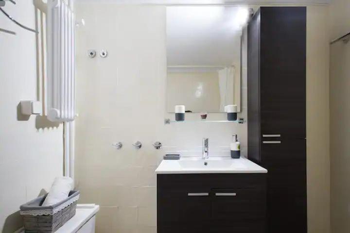A.B.L One Metro Katehaki Athens Apartment Ngoại thất bức ảnh
